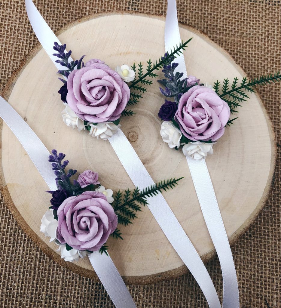 Purple wrist deals corsage for prom